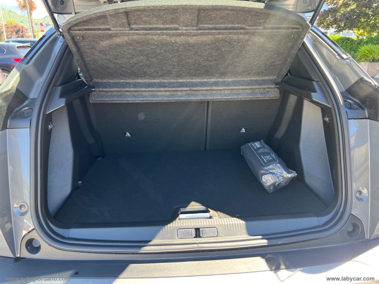 PEUGEOT 2008 PureTech 100 S&S Allure