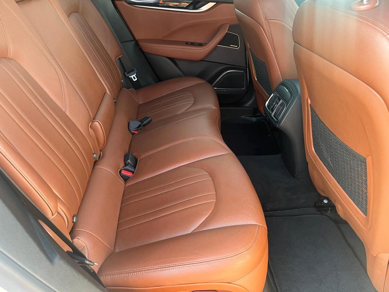 Maserati Levante V6 Diesel 275 CV AWD
