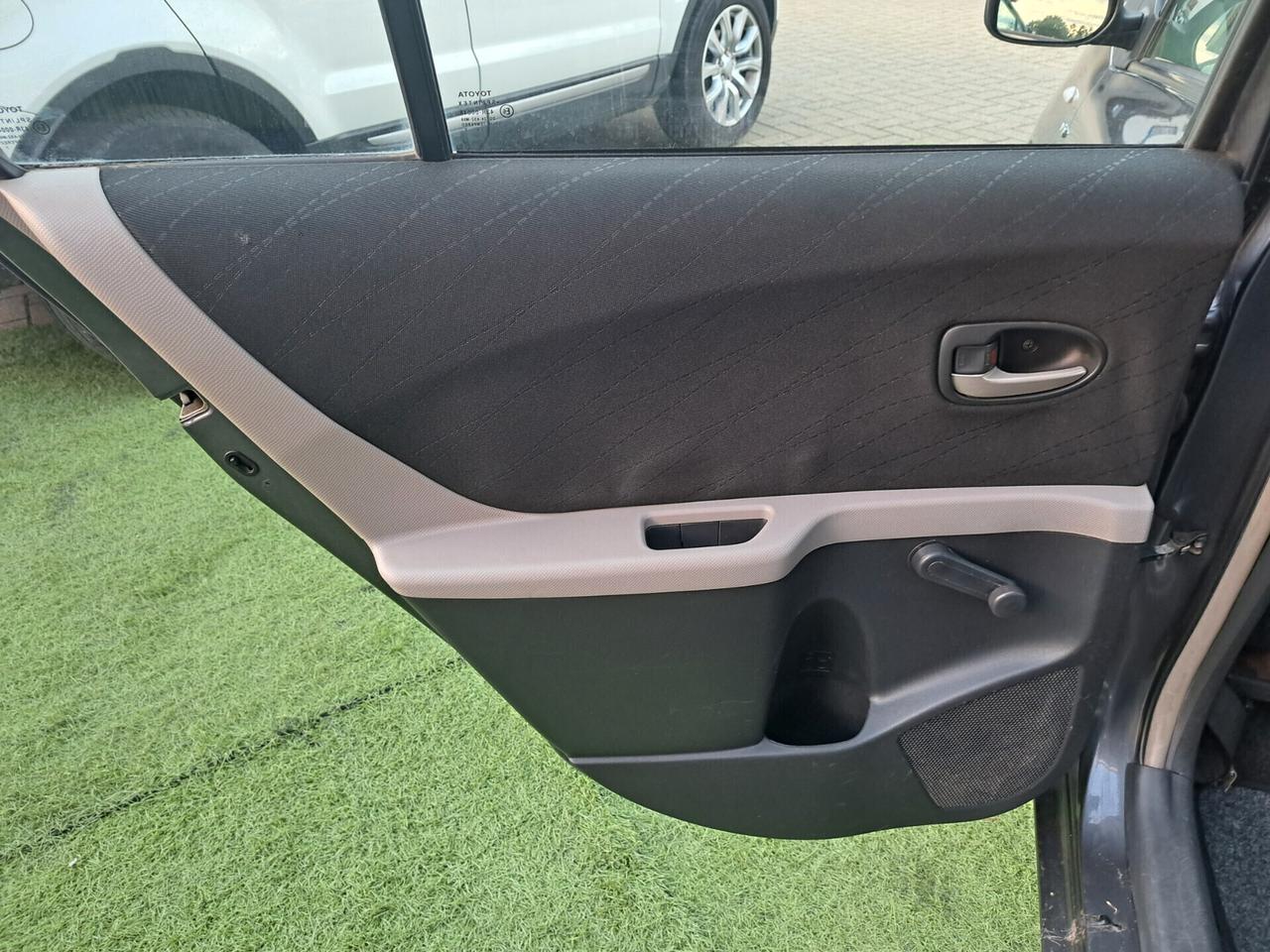 Toyota Yaris 1.4 D-4D 5 porte