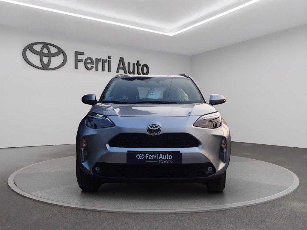 TOYOTA Yaris cross 1.5h active fwd 115cv e-cvt del 2025