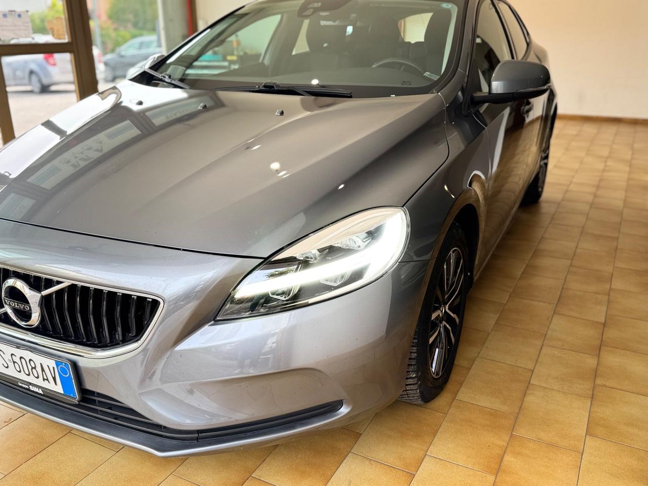 Volvo V40 D2 Business Plus