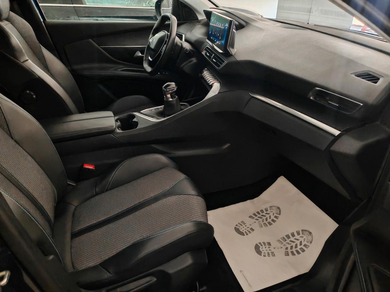 Peugeot 3008BlueHDi Allure navig cam 2021