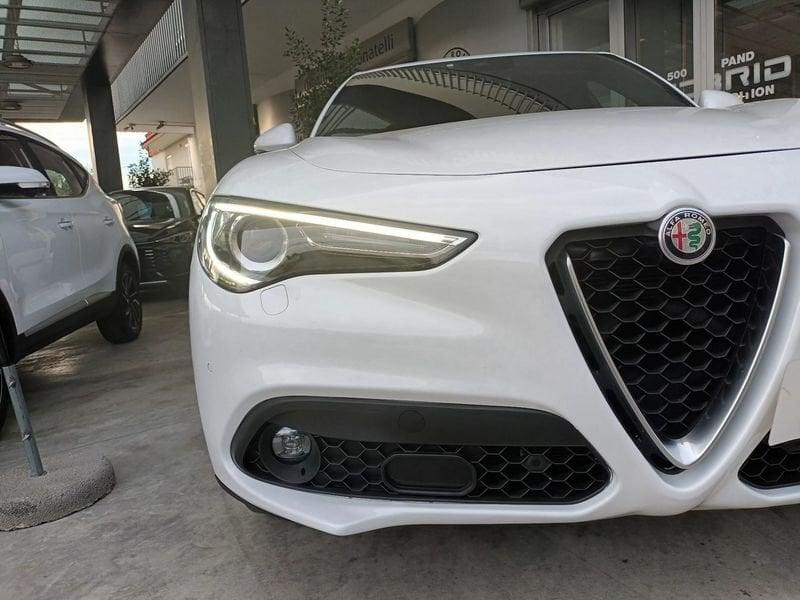Alfa Romeo Stelvio 2.2 Turbo Diesel 190CV AT8 Q4 Business
