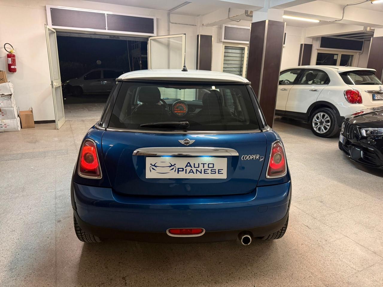 Mini Cooper D 1.6 109Cv