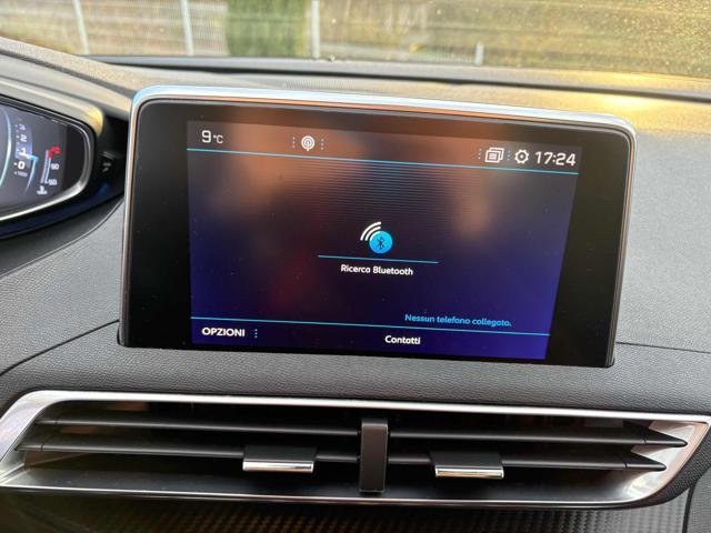 PEUGEOT 3008 BlueHDi 120 S&S Business