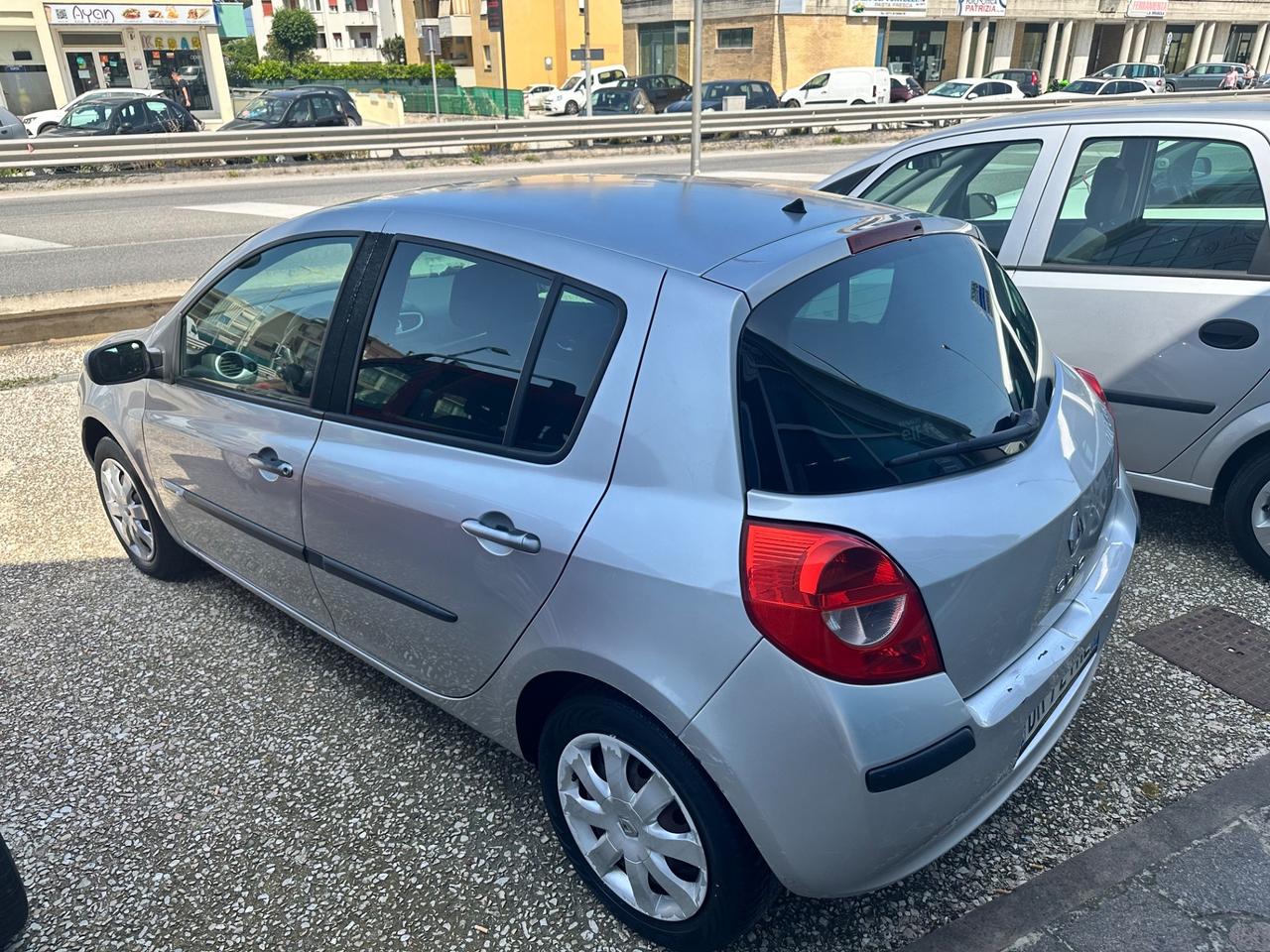 Renault Clio 1.5 dCi 85CV 5 porte Rip Curl