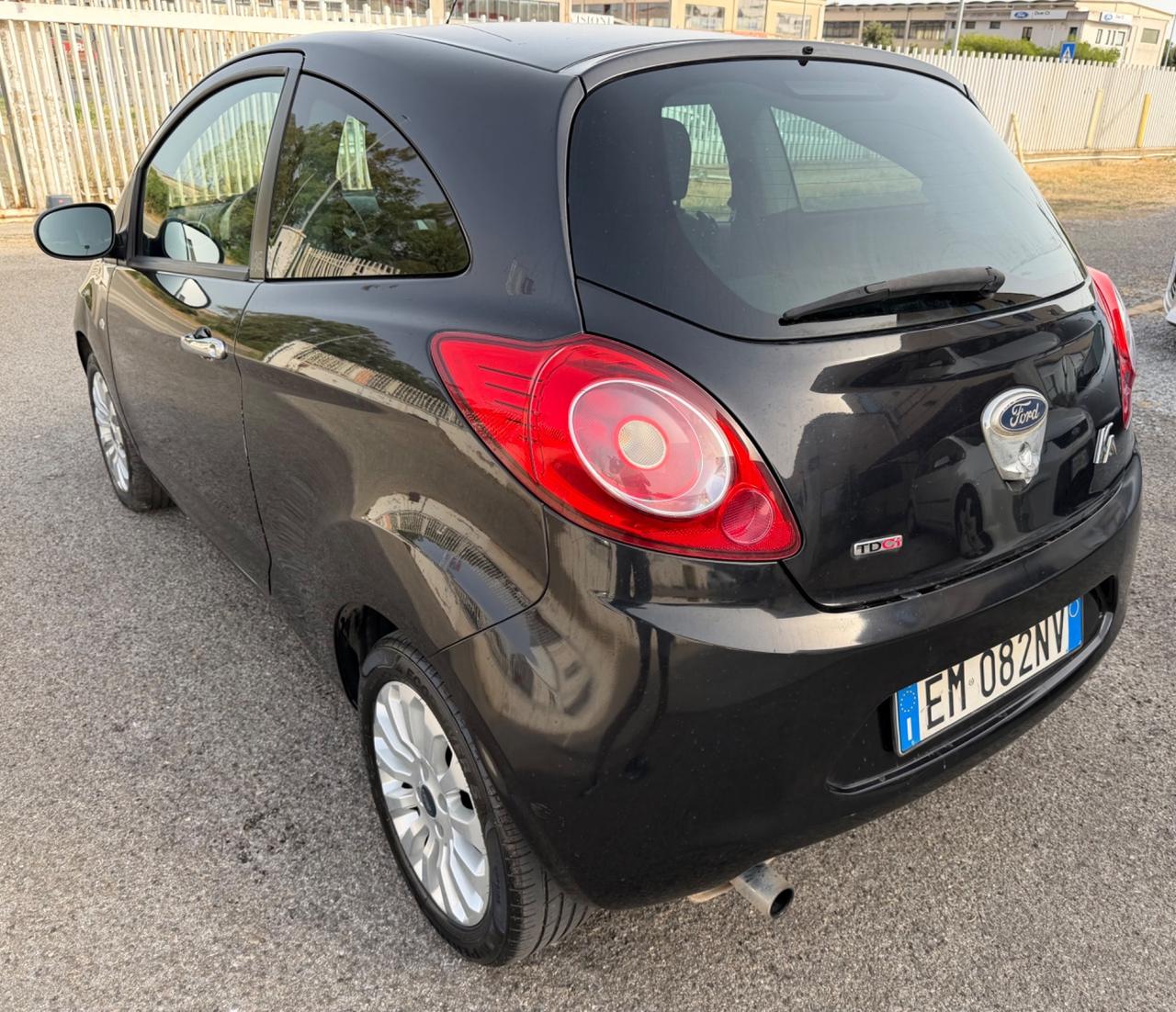 Ford Ka 1.3 TDCi 75CV TITANIUM