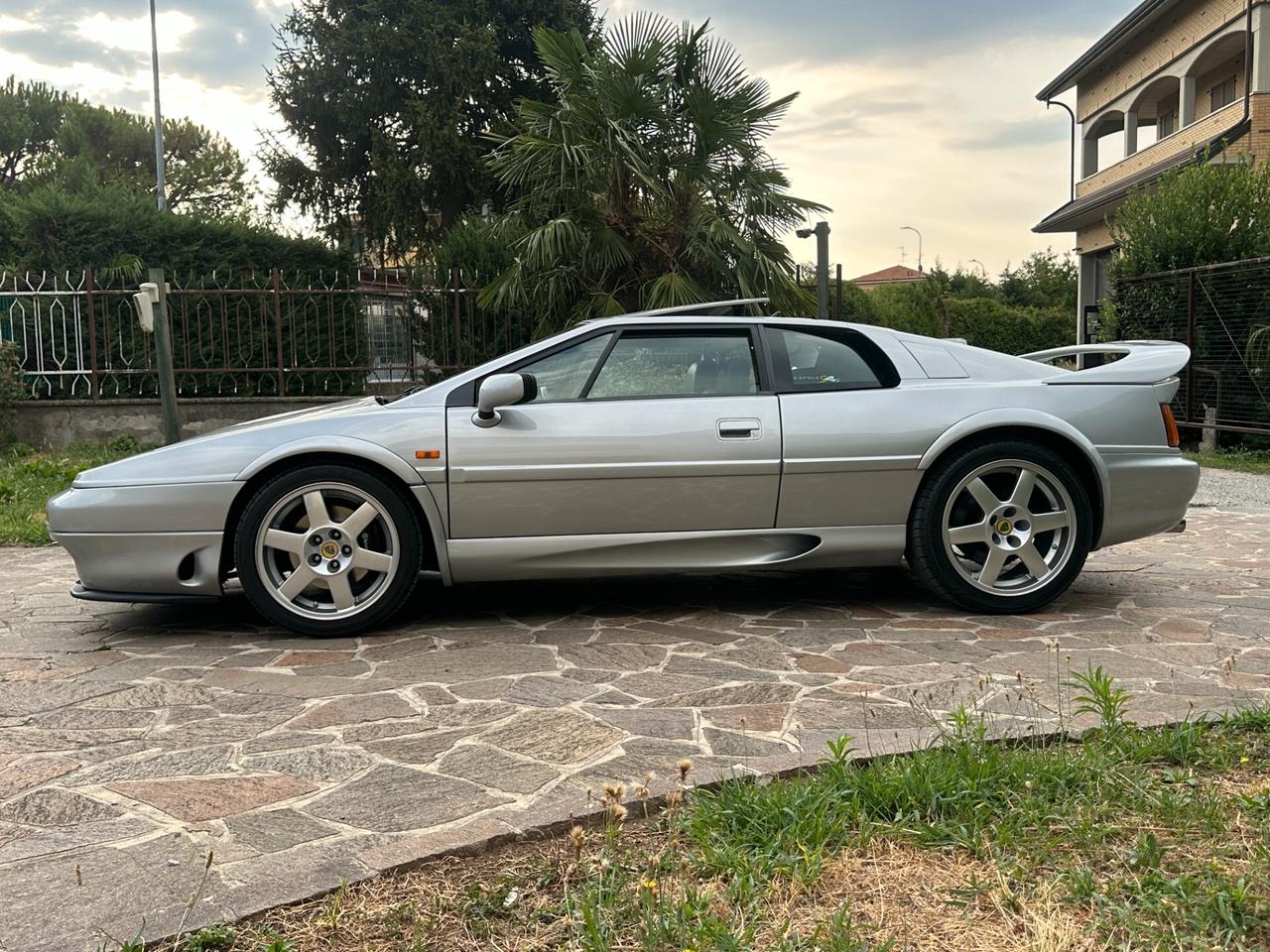 Lotus Esprit 2.0i s4s motore nuovo
