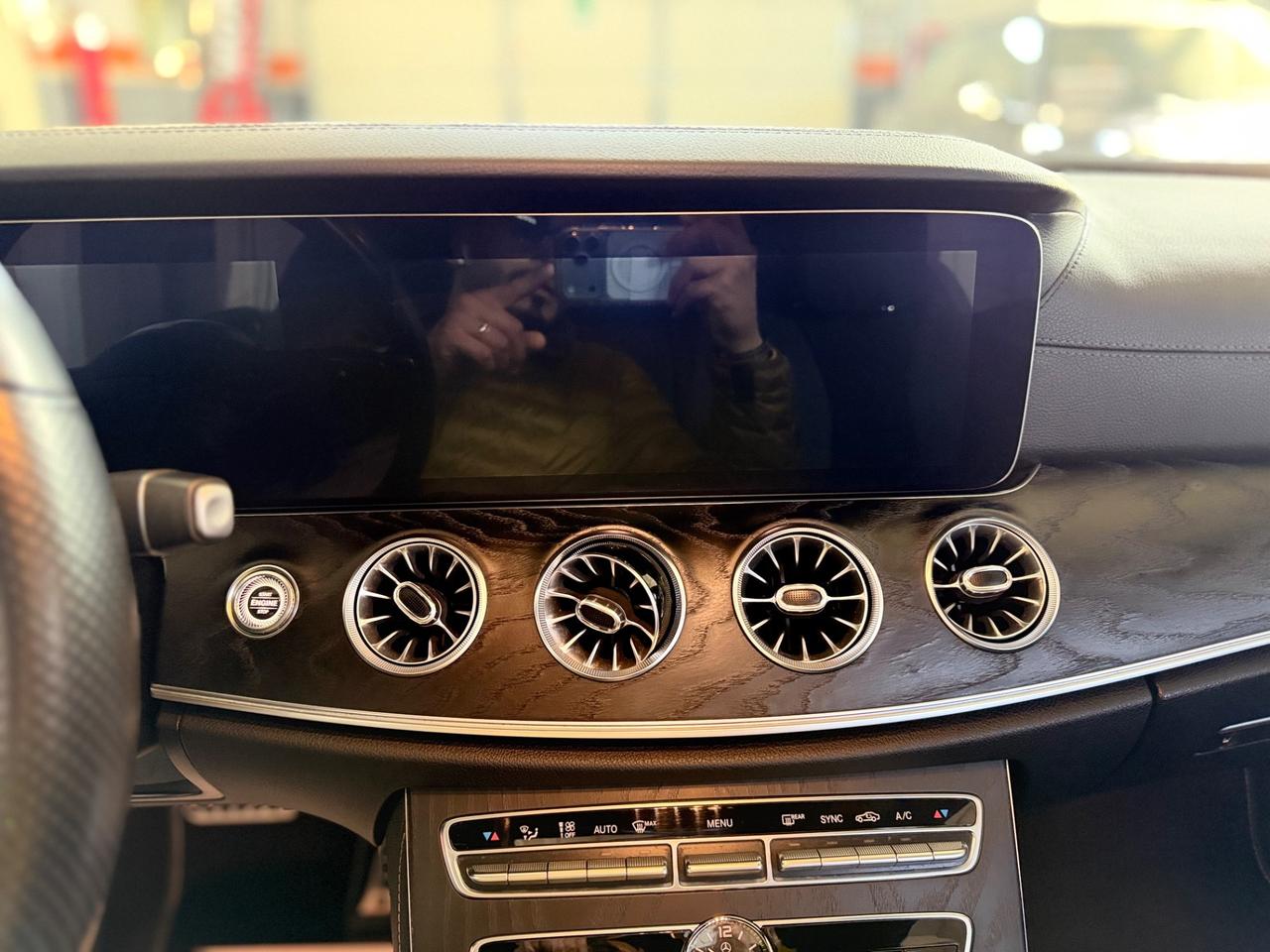 Mercedes-benz E 220 d 4Matic Auto AMG Premium Plus