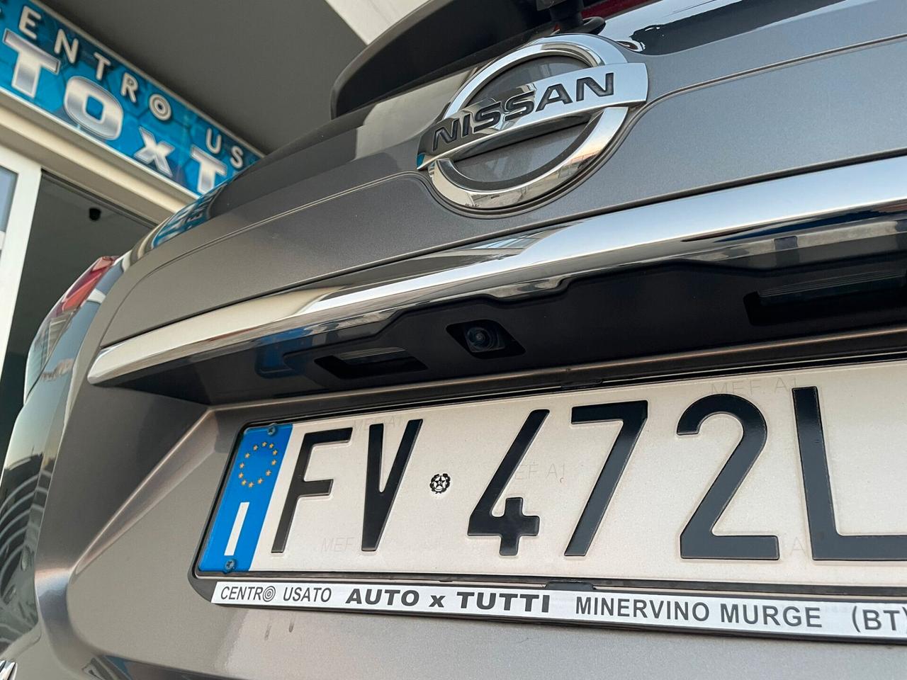 Nissan X-Trail dCi 4WD inserimento manuale