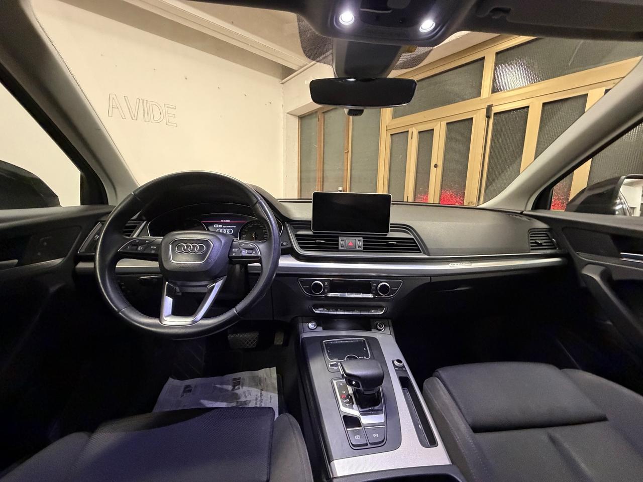 Audi Q5 40 TDI quattro S tronic Business Sport