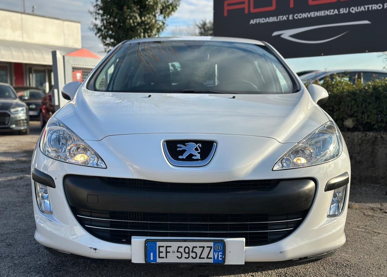 PEUGEOT 308 1.6 8V HDi 112CV cambio robototizzato 2011