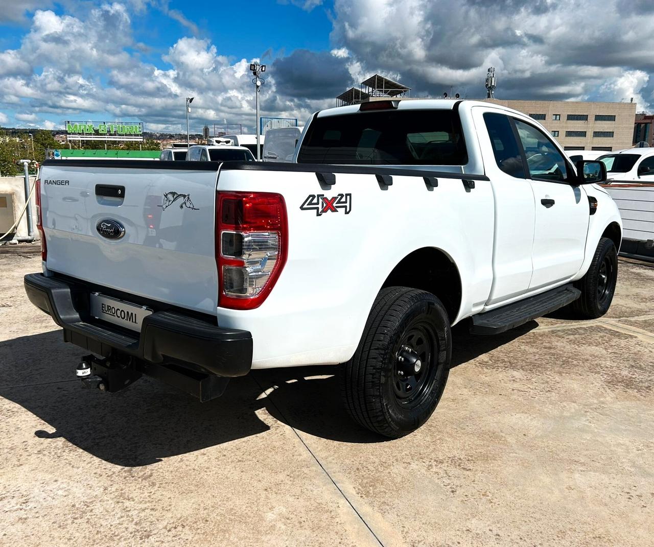 Ford Ranger 2.2 160 cv XL Supercab 4 posti 4wd gancio traino