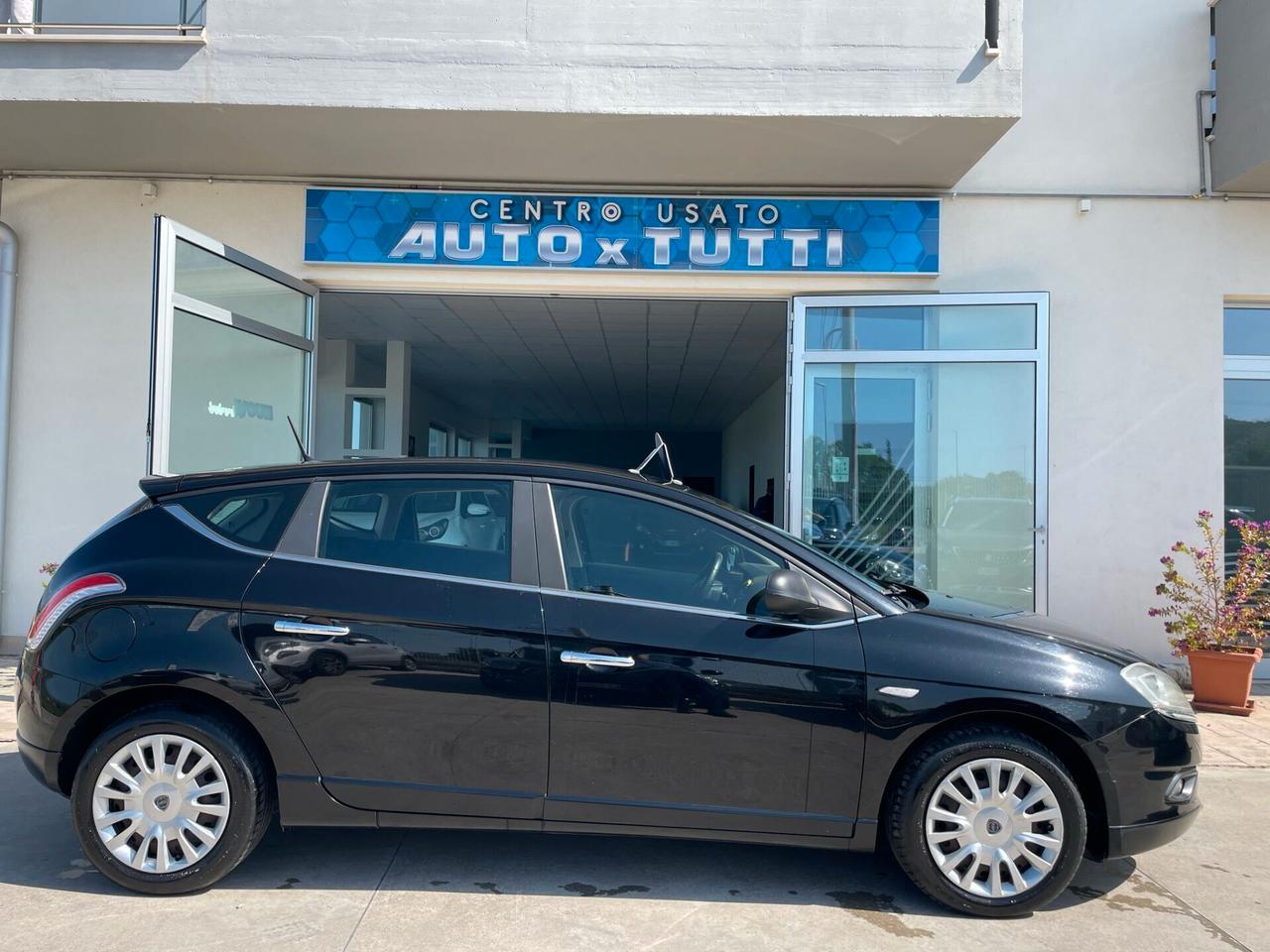 Lancia Delta 1.6 MJT DPF Gold