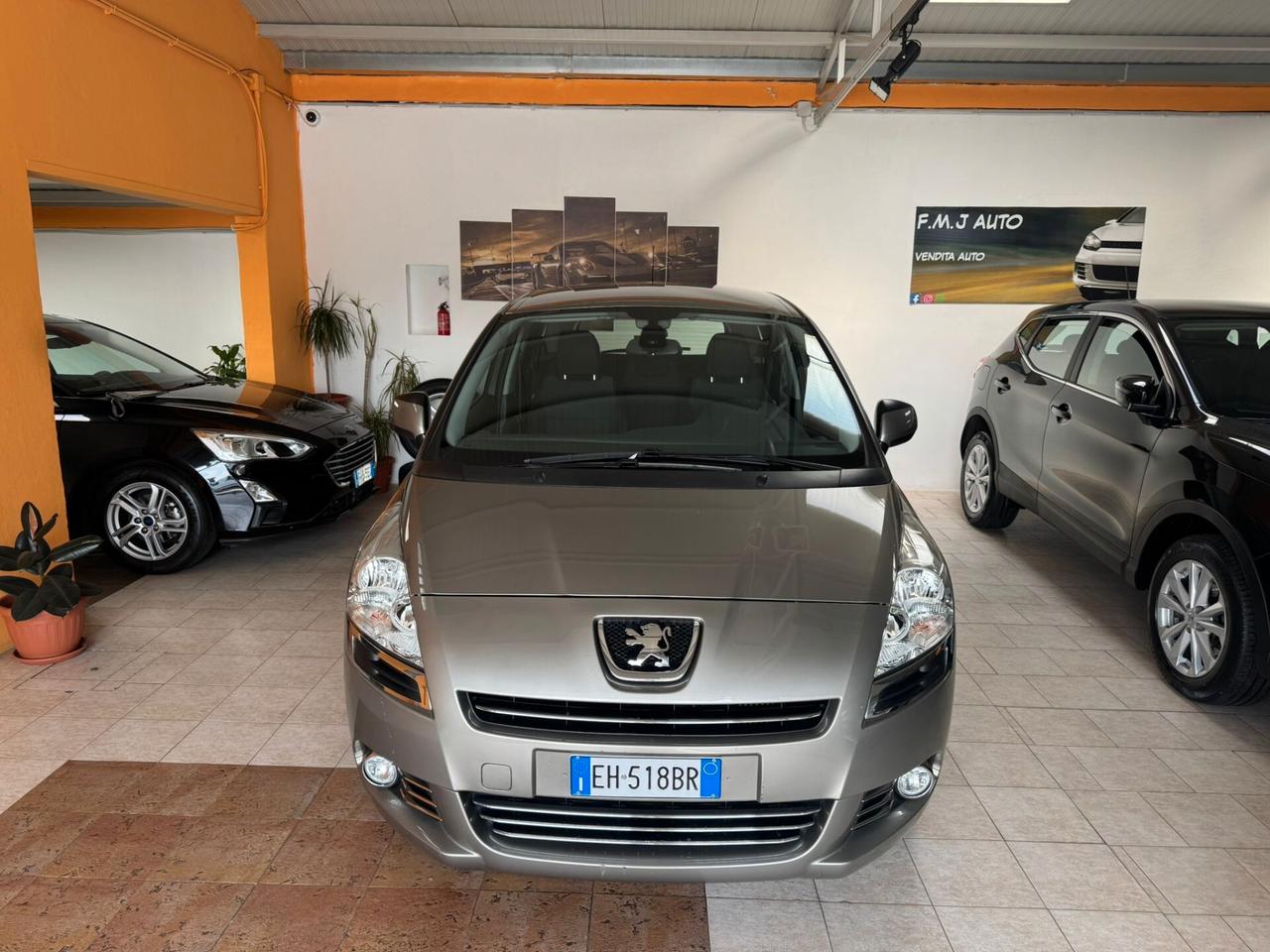 Peugeot 5008 2.0 HDi 150CV Business