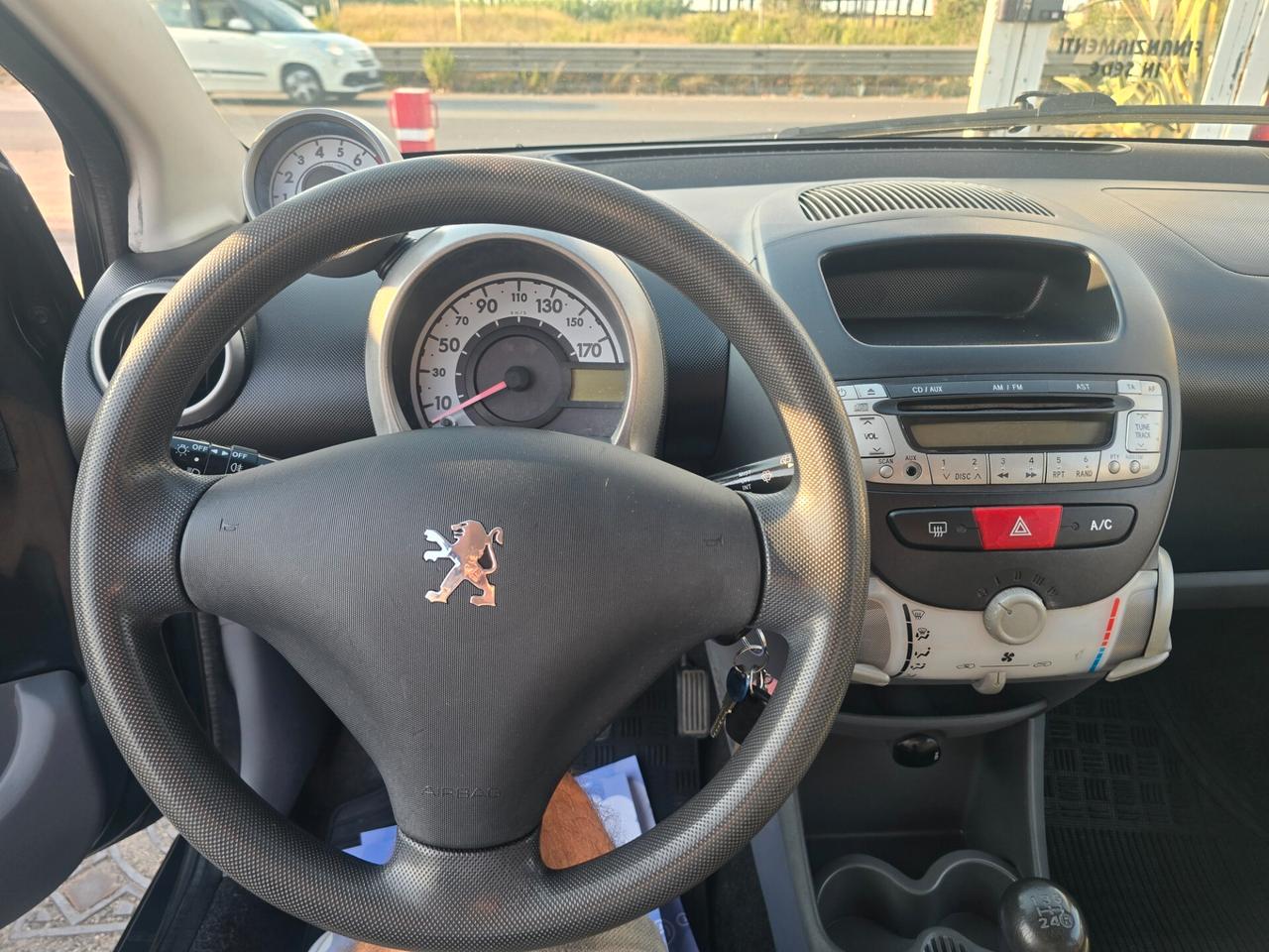 Peugeot 107 1.0 68CV 5p. Sweet Years