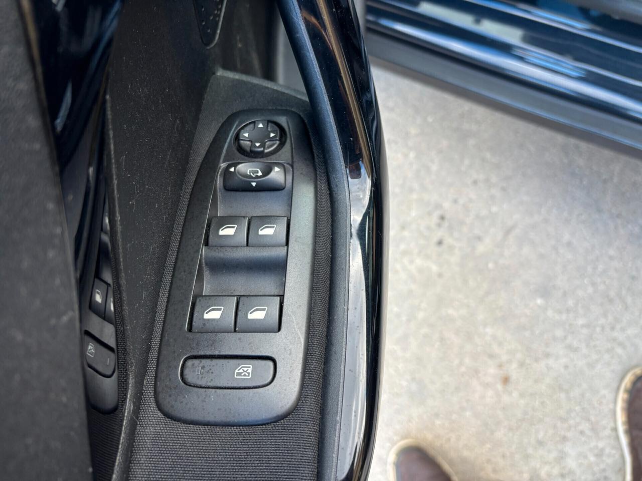 Peugeot 2008 BlueHDi TETTO PANORAMICO -2019