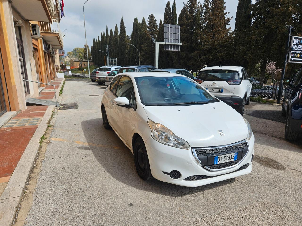 PEUGEOT 208 1200 BENZINA 82 CV UNICO PROPRIETARIO