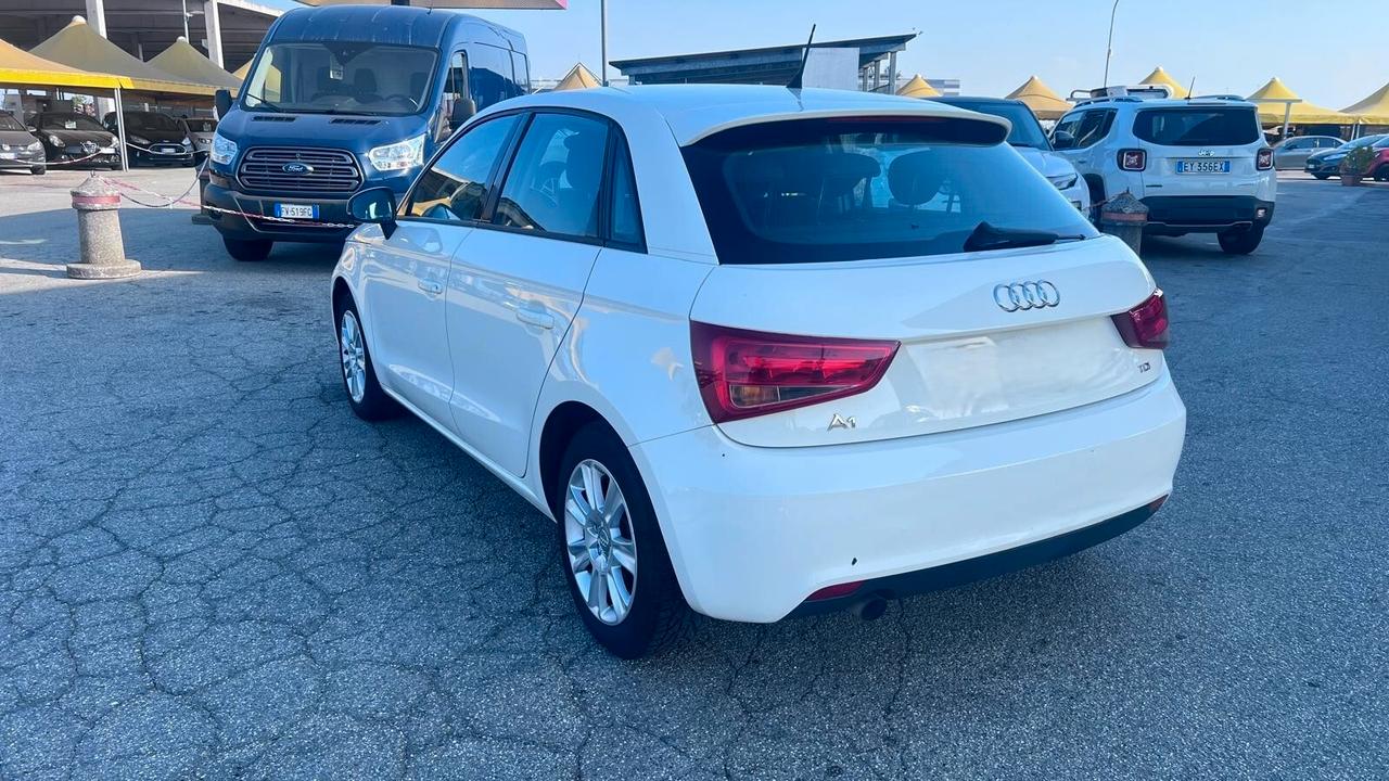 Audi A1 1.6 TDI Attraction