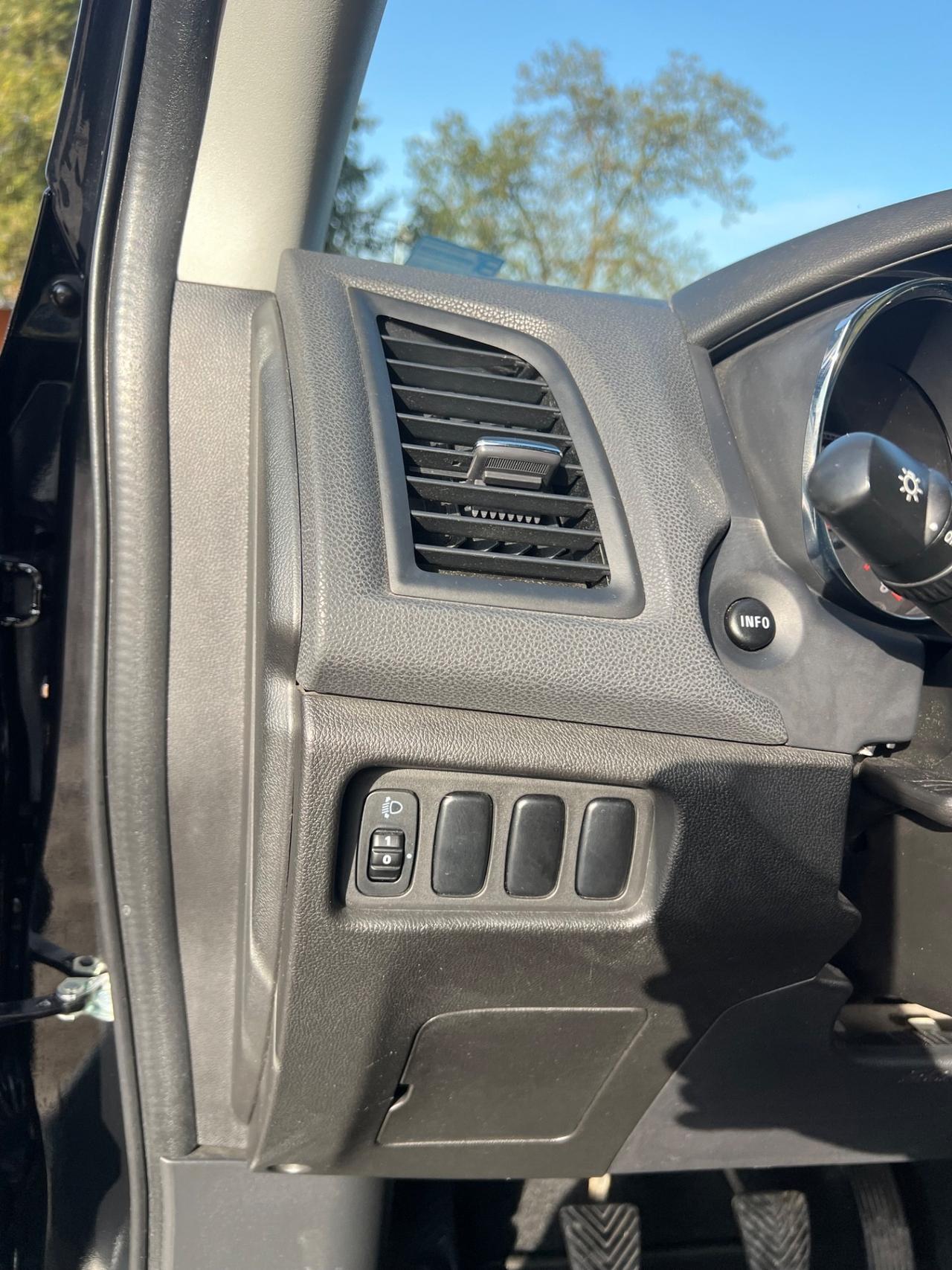 Mitsubishi ASX 1.6 GPL Instyle Navi PERMUTE RATE GARANZIA