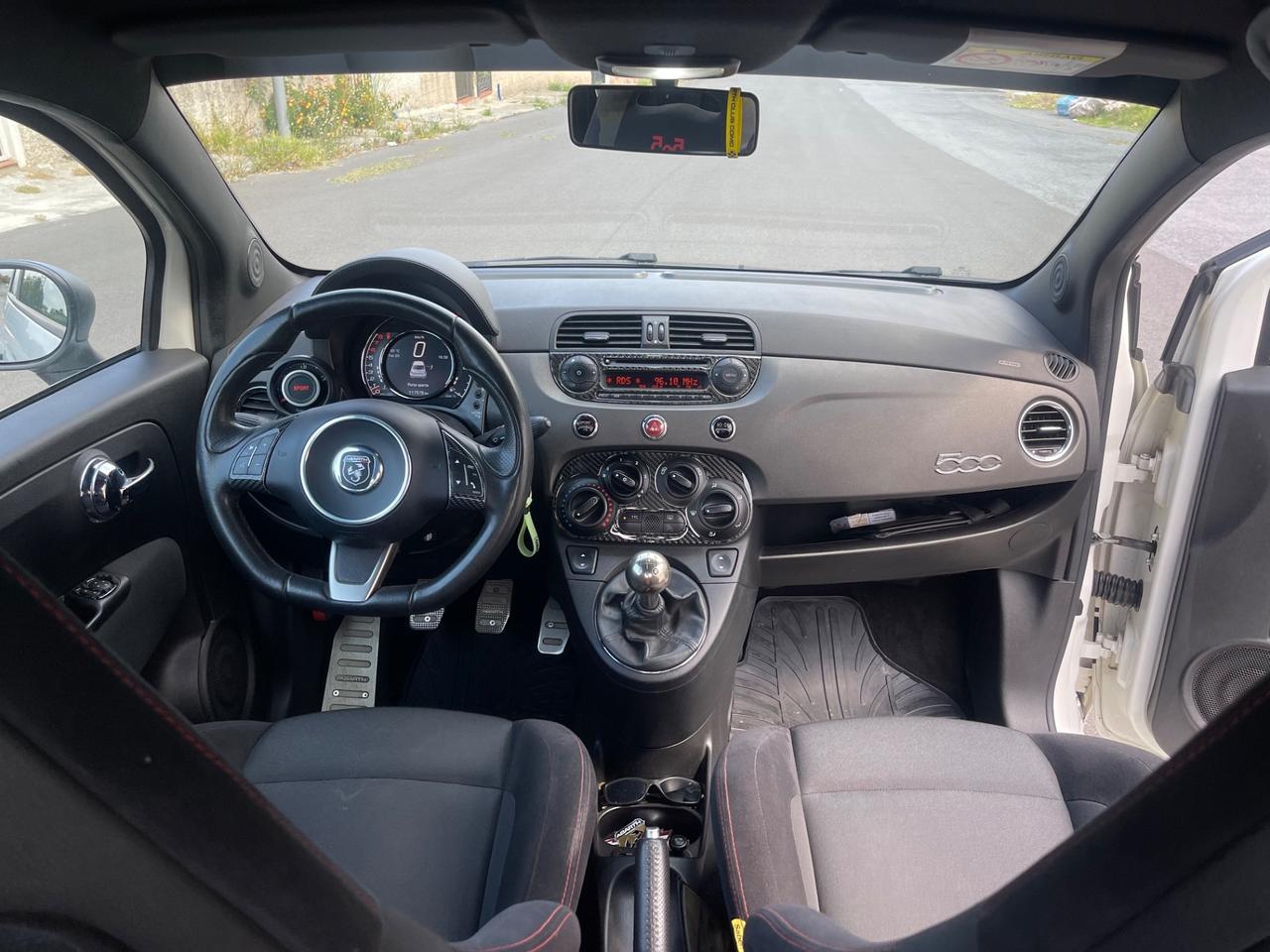 Fiat 500 Abarth 595 competizione