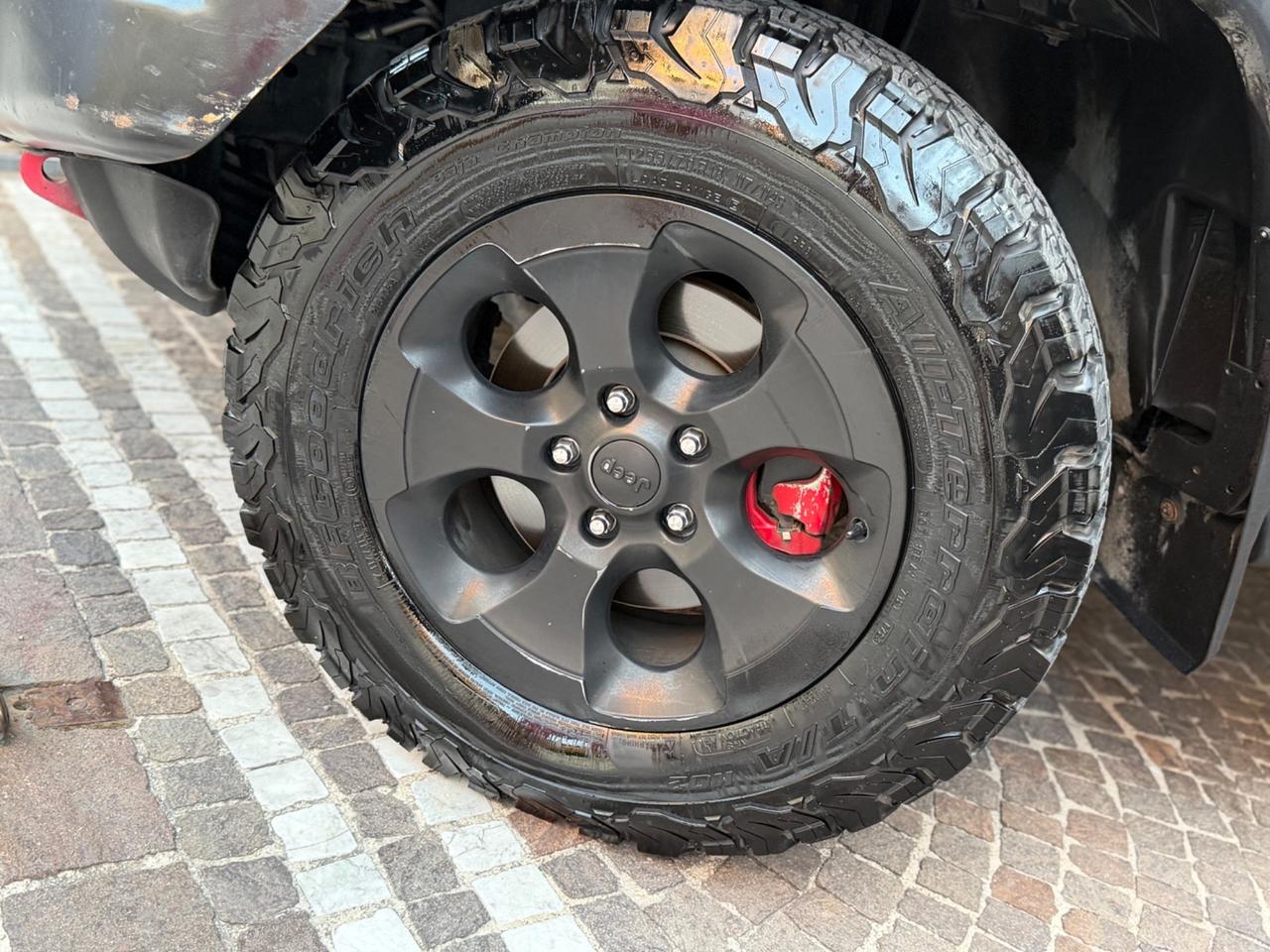 Jeep Wrangler Unlimited 2.8 CRD DPF Rubicon Auto AUTOCARRO N1