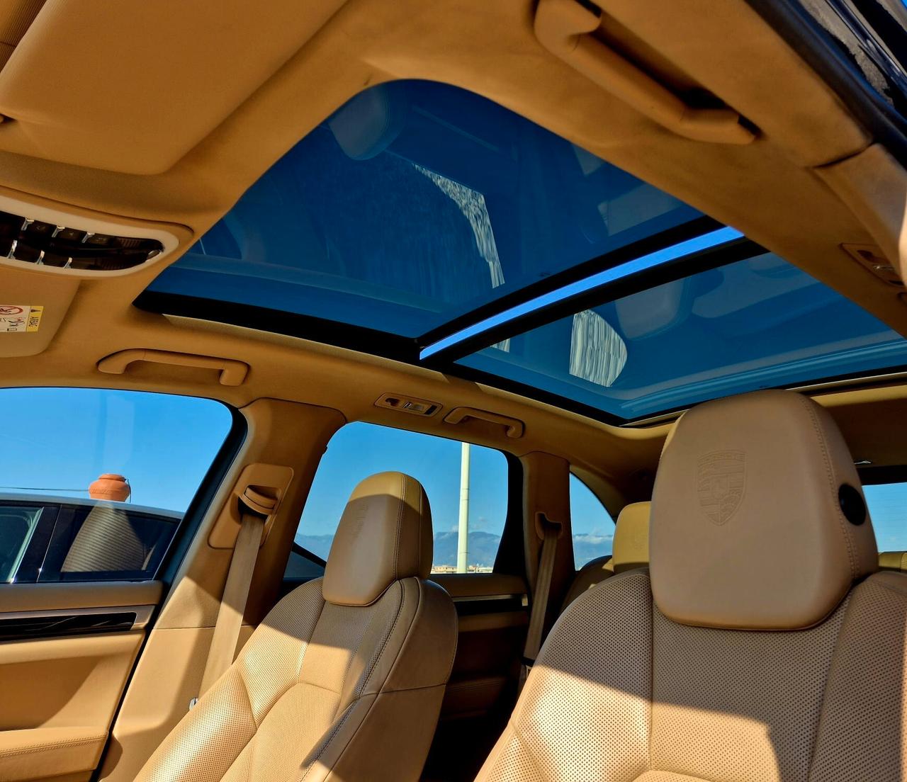 Porsche Cayenne 3.0 Diesel - Tetto apribile