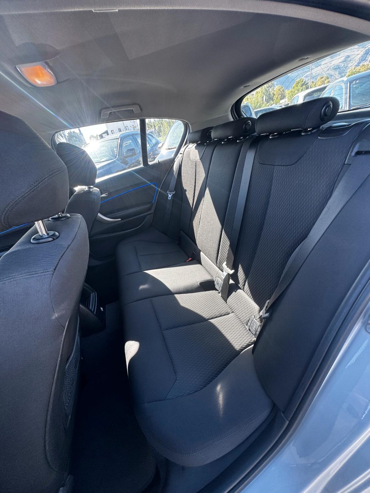 Bmw 116 116d 5p. Business