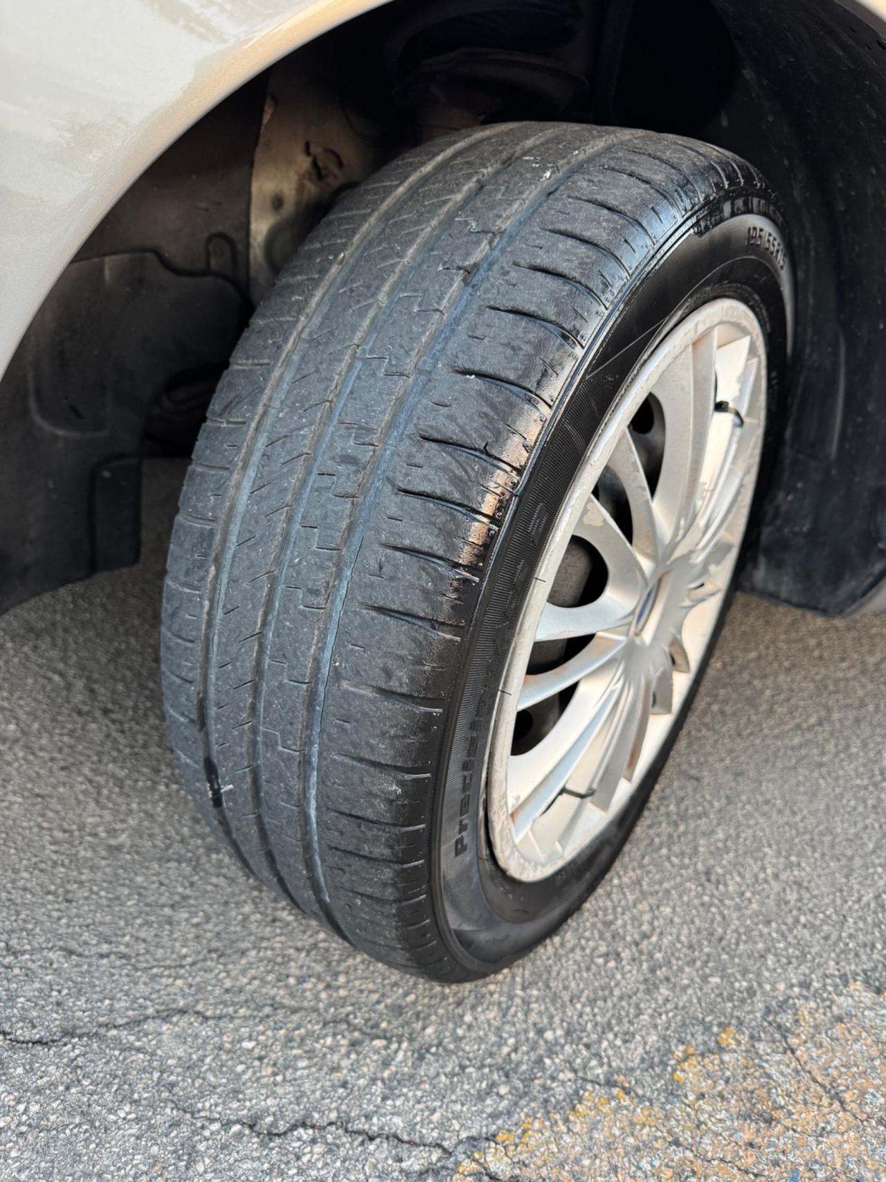 Lancia Ypsilon 1.2 SOLO 29.000 CHILOMETRI
