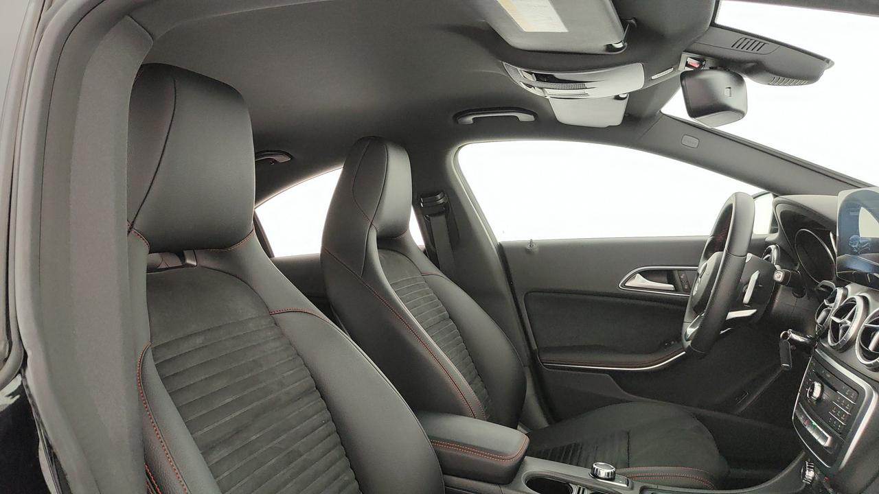 Mercedes-Benz CLA 200 d (cdi) Premium auto