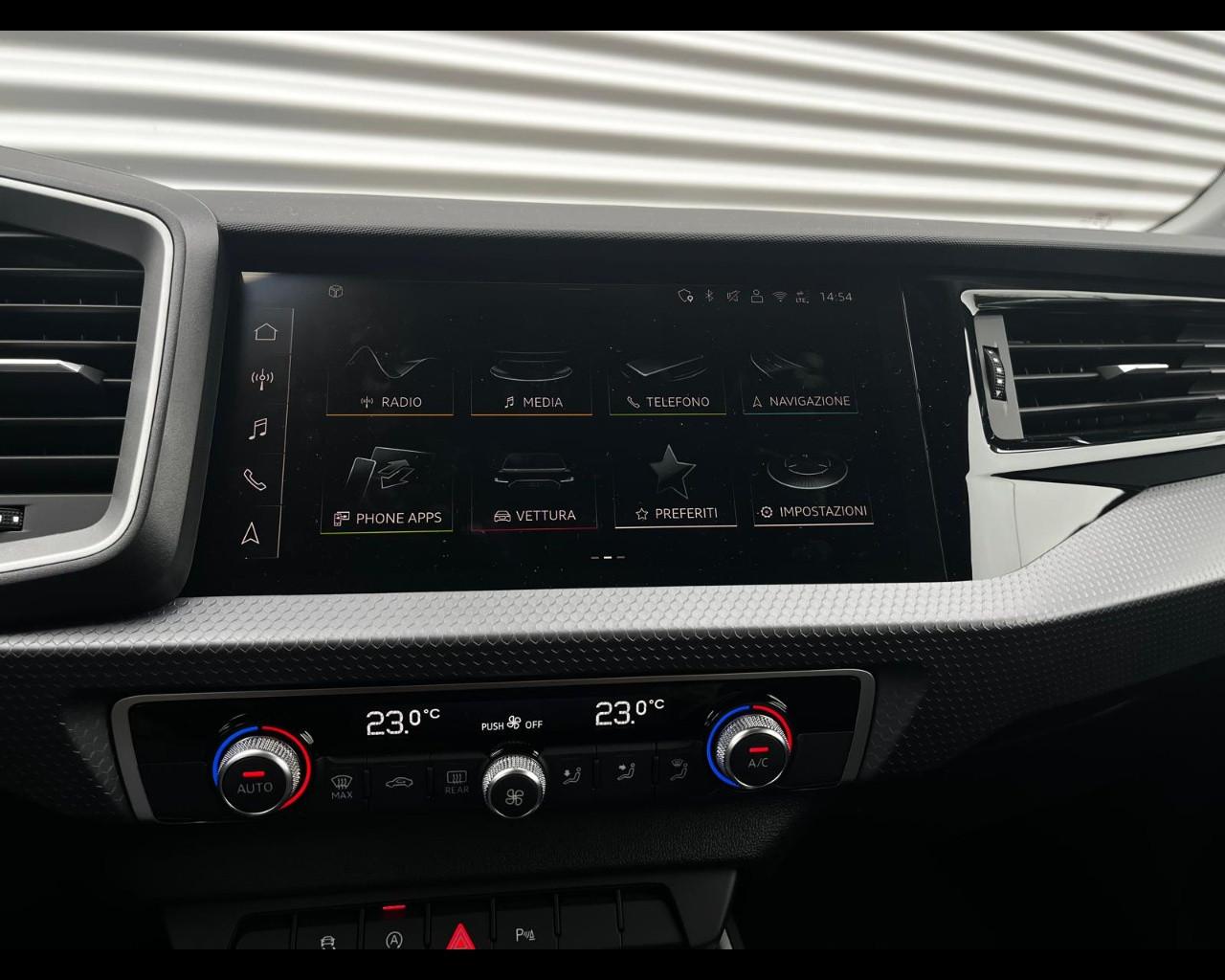 AUDI A1 SPORTBACK 30 TFSI S TRONIC S LINE EDITION