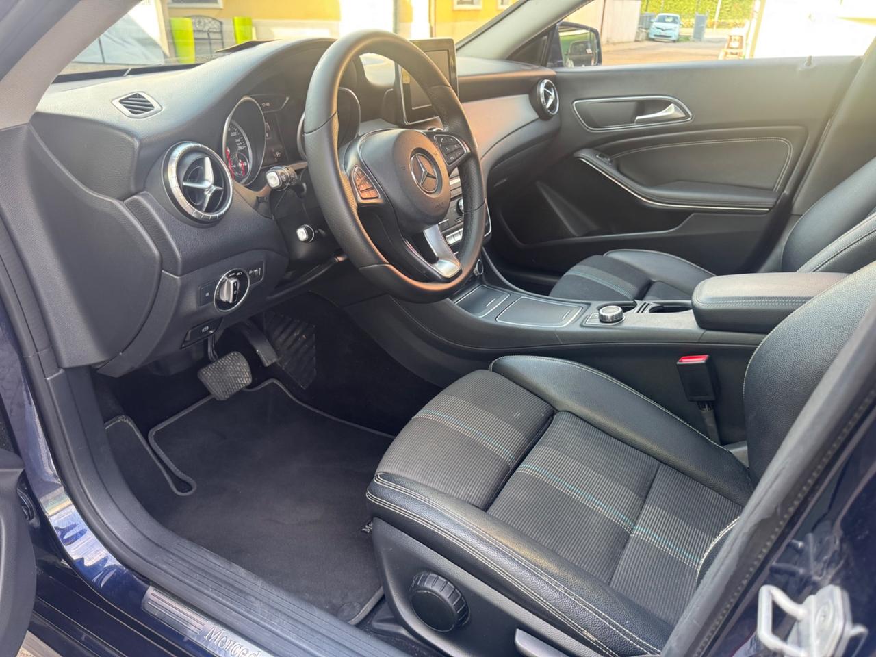 Mercedes-benz CLA 200 4 Matic Sport