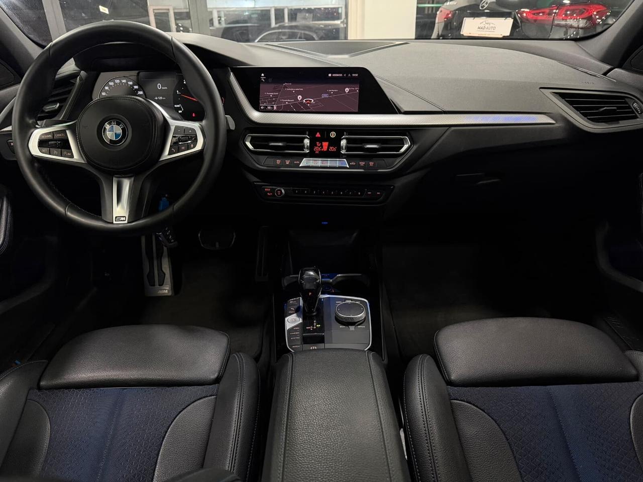 Bmw 116 116d 5p. Msport