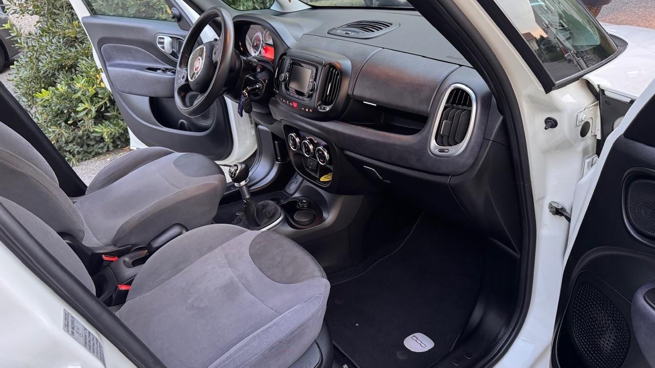 Fiat 500L Living 1.6 Multijet 120 CV Lounge ok neo patentati