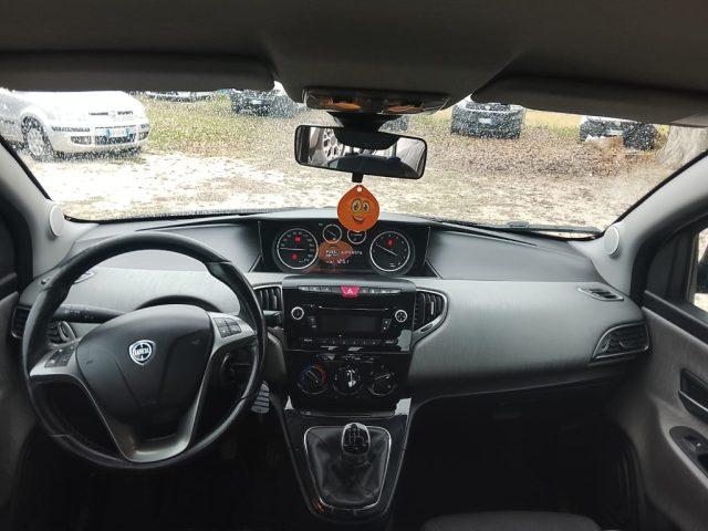 LANCIA Ypsilon 0.9 TwinAir 85 CV PER NEOPATENTATI