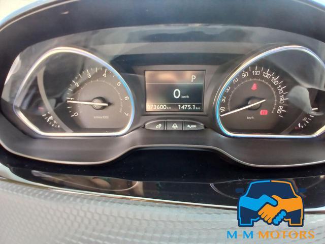 PEUGEOT 2008 110 cv EAT6 S&S automatica Black Matt!
