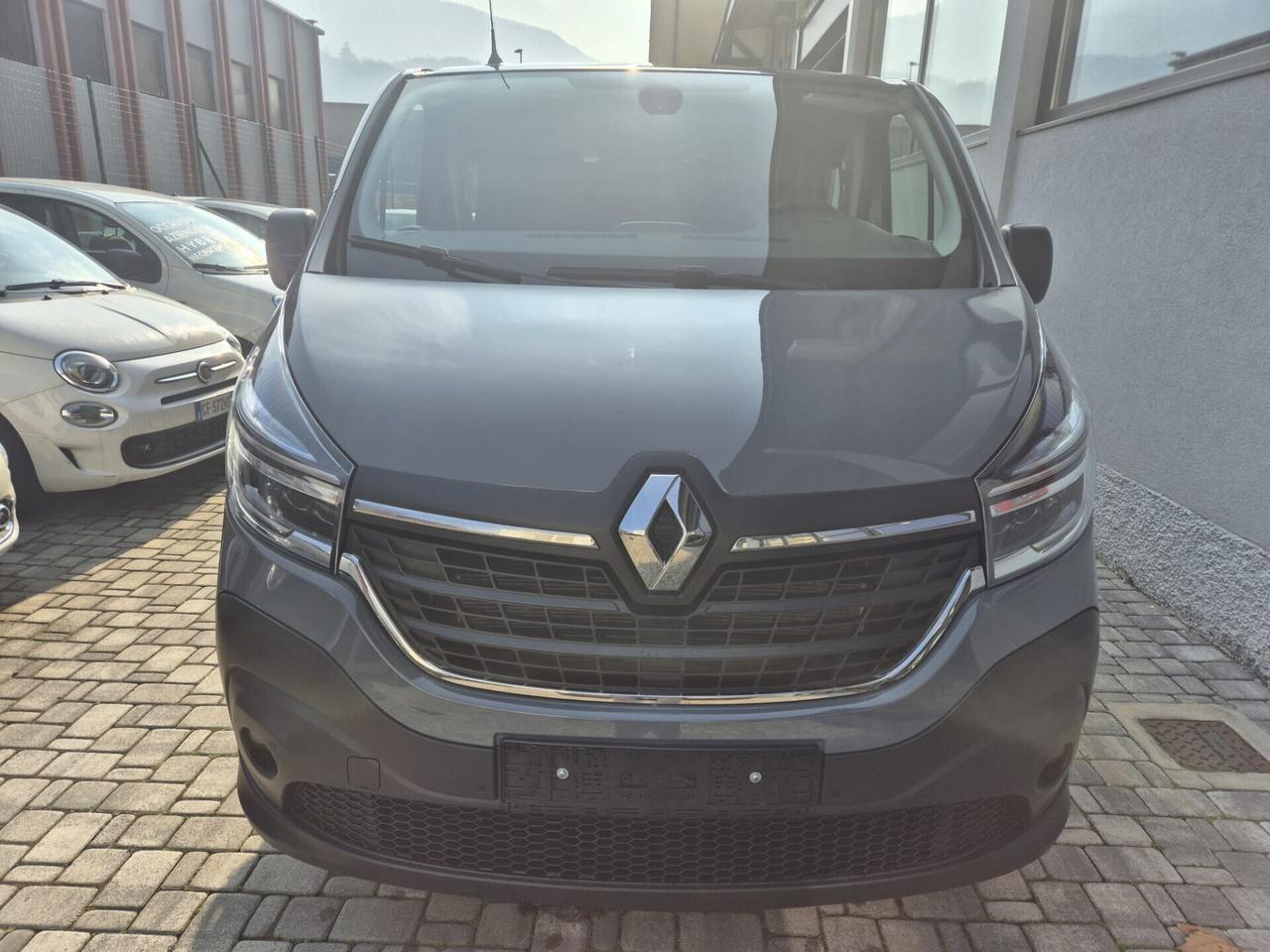 Renault Trafic ENERGY dCi 145 CV EDC L2H1 3.0t 6 P