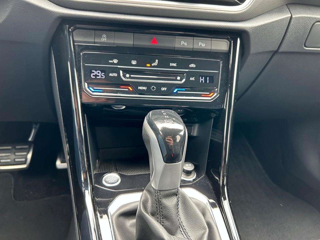 Volkswagen T-Roc 1.5 TSI ACT DSG R-Line