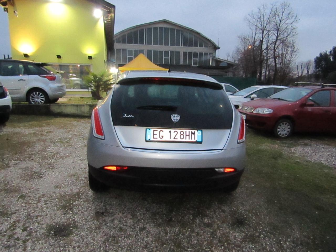 Lancia Delta 1.6 MJT Platino anche neopat.