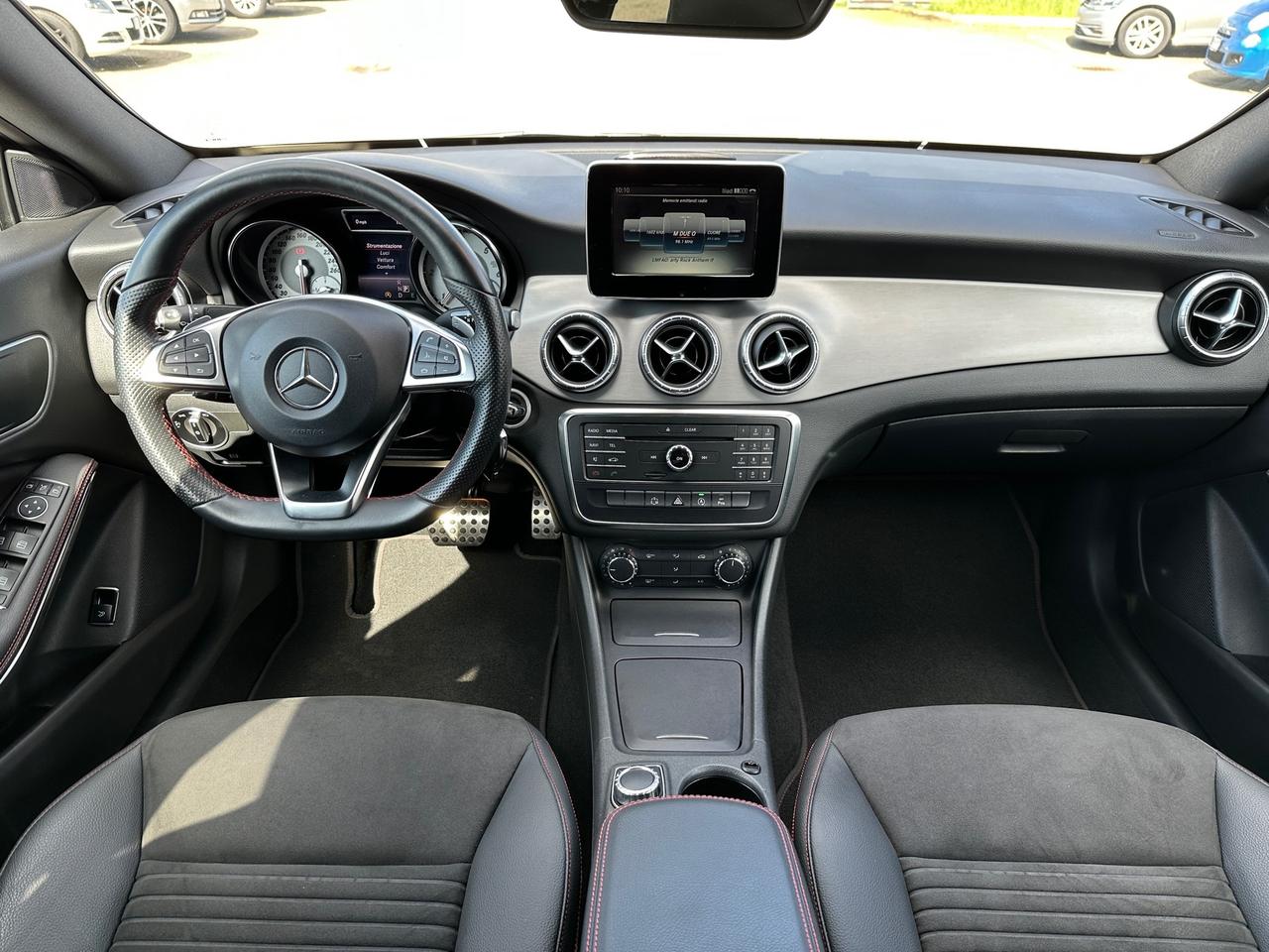 Mercedes-benz CLA 180 CDI Automatic Premium - 2015