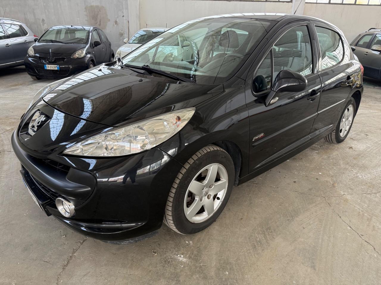 Peugeot 207 1.4 8V 75CV 5p. Energie Sport NEOPATENTATI