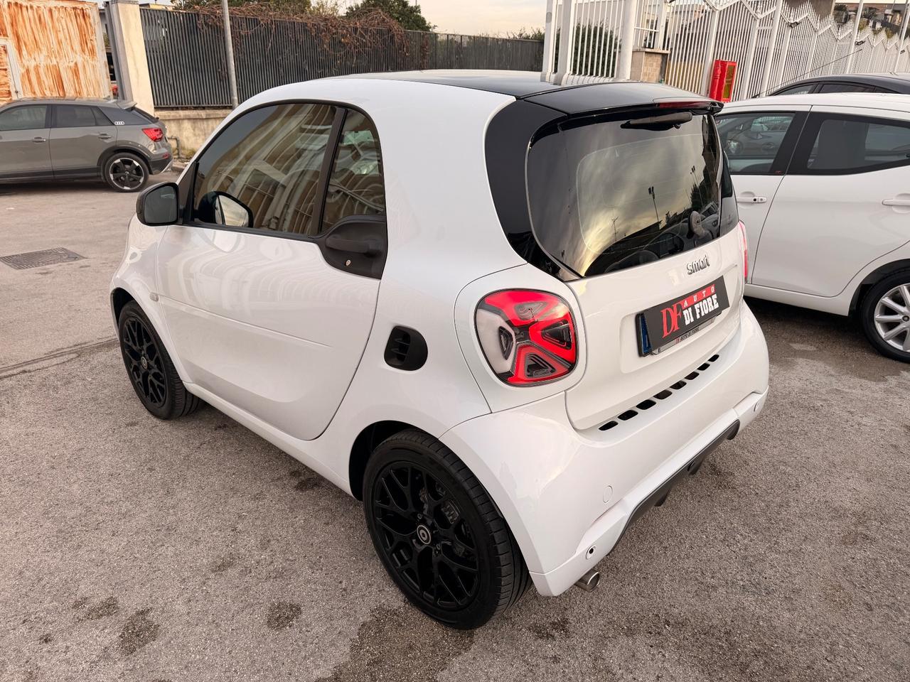 Smart ForTwo 0.9 Turbo 90Cv NAVI FARI FULL LED
