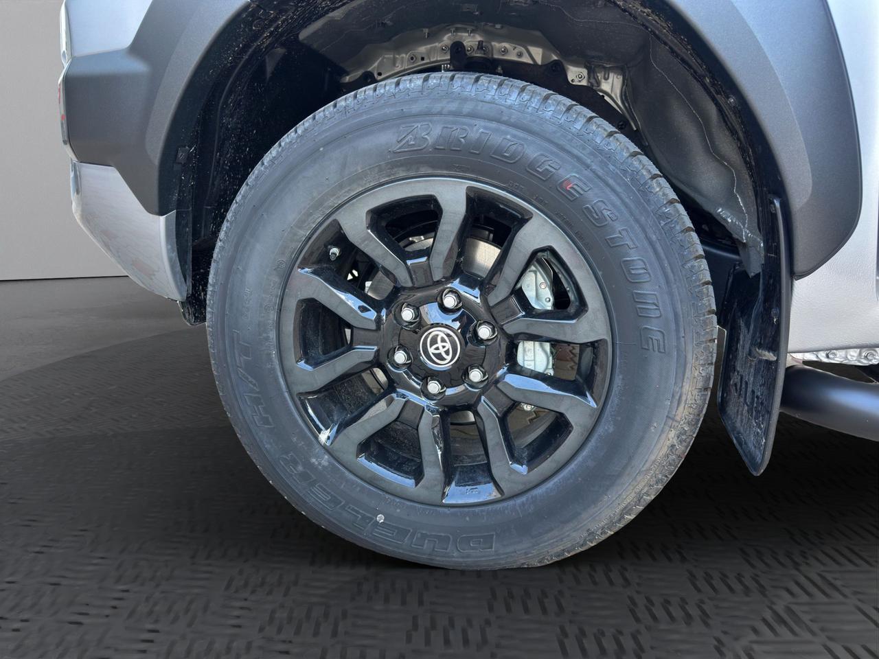 Toyota Hilux 2.8 d-4d 48V double cab Invincible