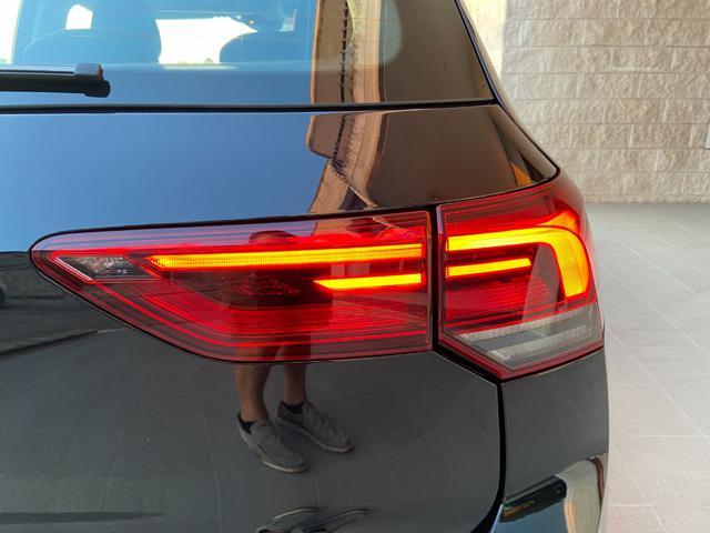 VOLKSWAGEN Golf 2.0 TDI DSG SCR Life COCKPIT-LUCI AMBIENTE