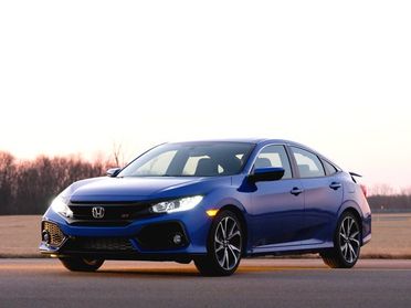 HONDA Civic 1.6 4 porte Elegance Navi