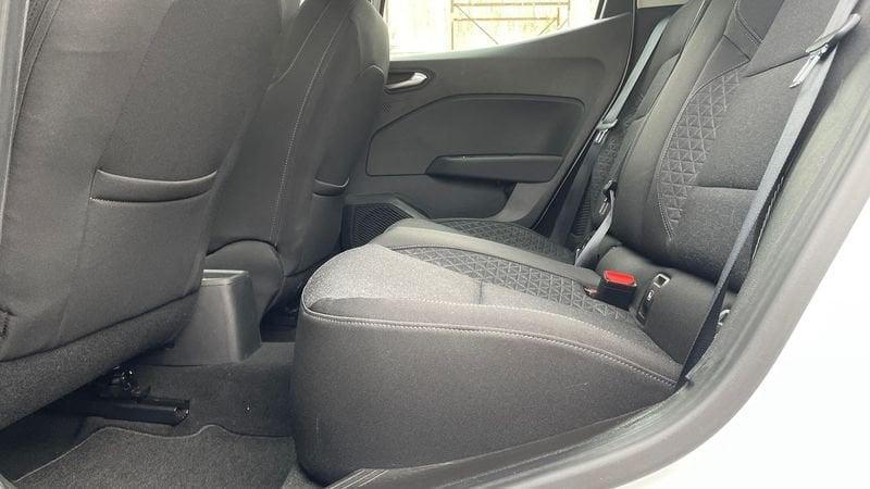 Renault Clio 1.6 E-Tech hybrid Zen 140cv auto