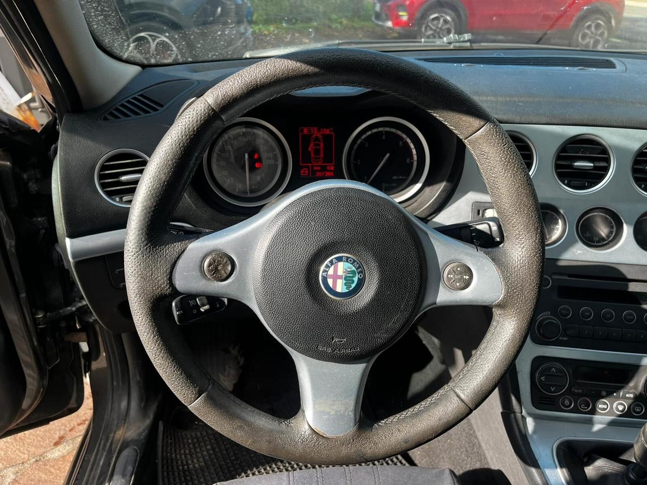 Alfa Romeo 159 1.9 JTDm Distinctive