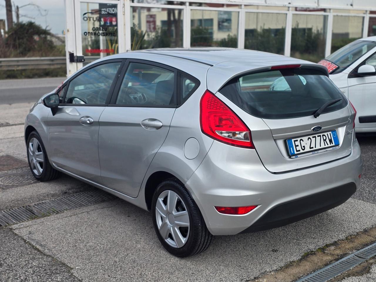 Ford Fiesta 1.4 TDCi 68cv 5porte