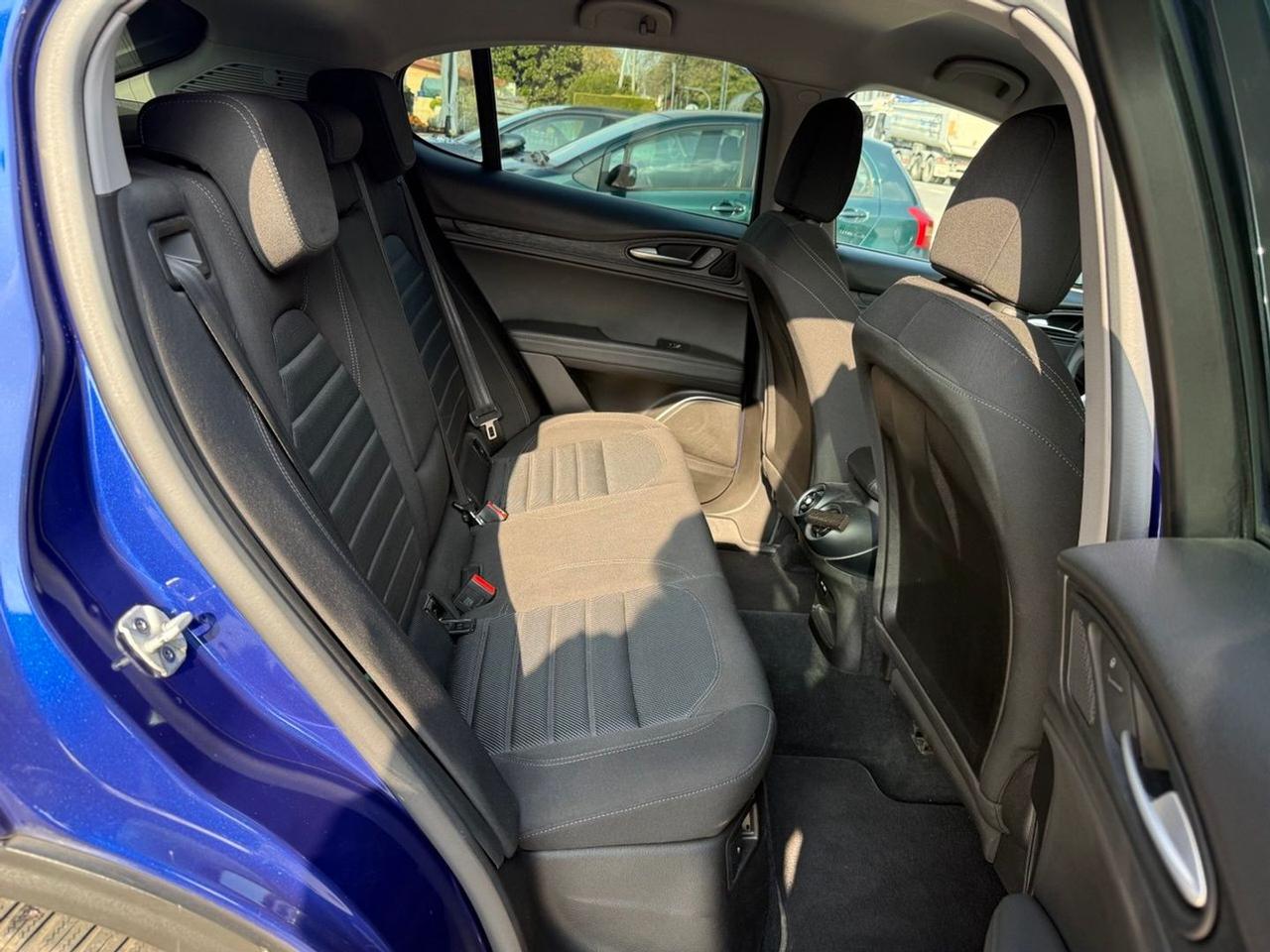 Alfa Romeo Stelvio 2.2 TD 160 CV #9701