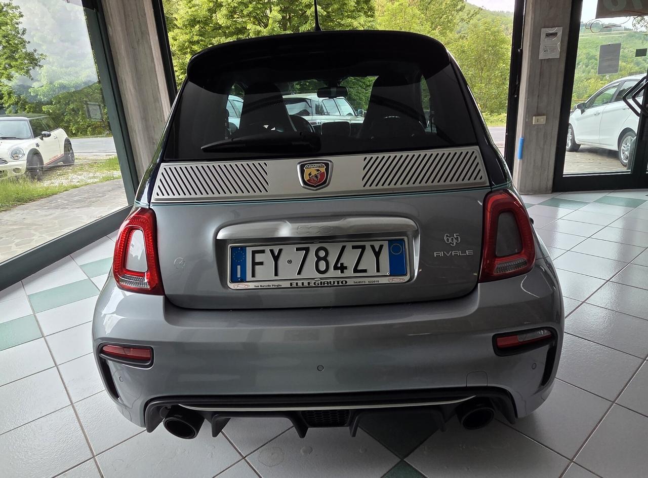 Abarth 695 1.4 Turbo T-Jet Rivale